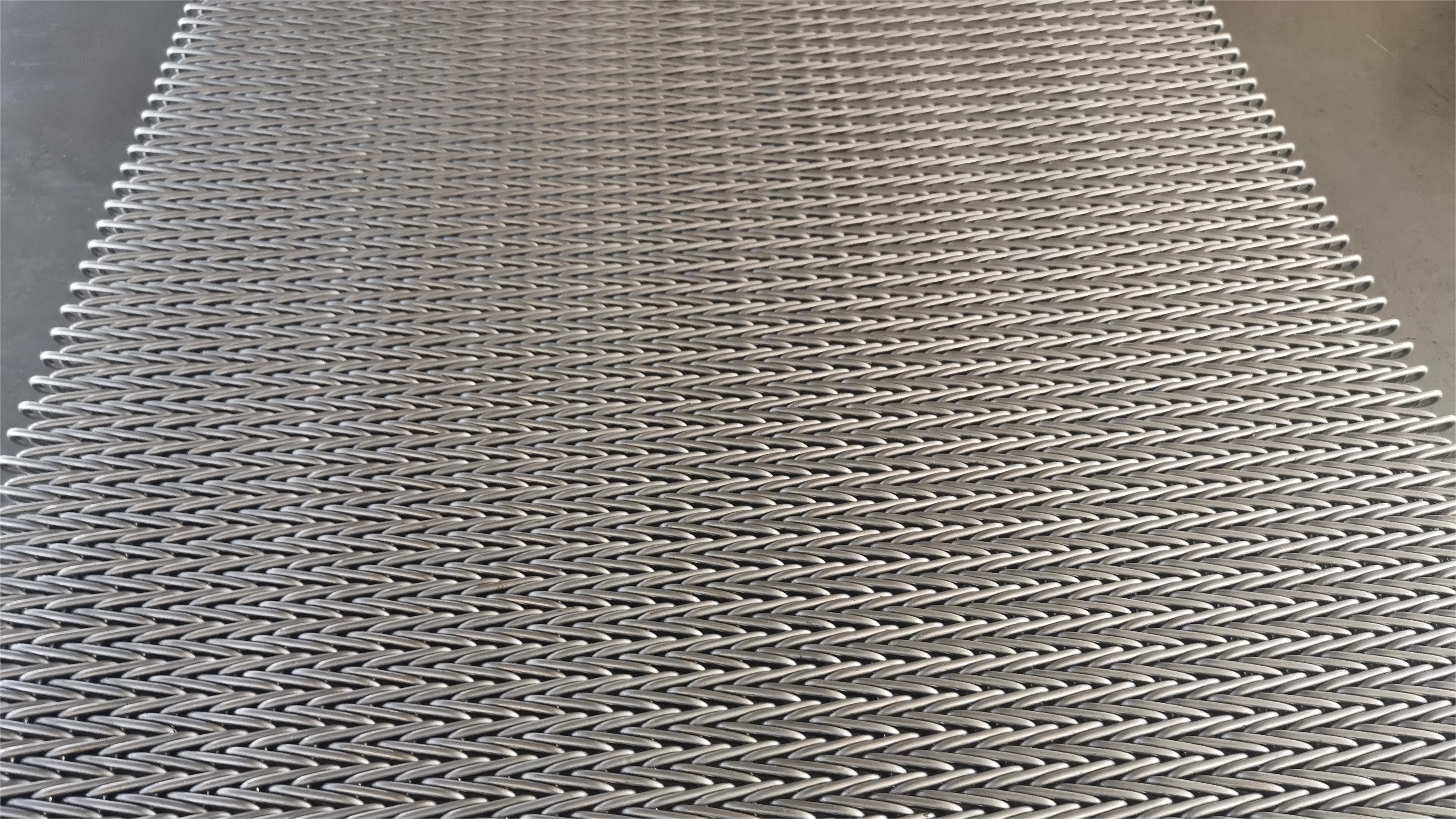 1700795775195941.jpg 1700795775195941.jpg